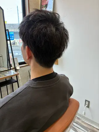 ショート メンズ 須賀 知穂のヘアスタイル