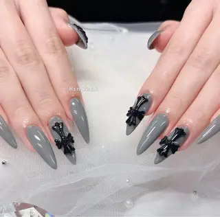ネイル HIN NAILのネイルデザイン