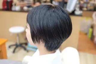 ショート 金城 美沙のヘアスタイル