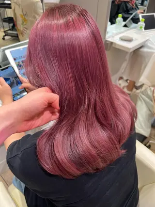 ミディアム 海外風レイヤー🎀 新宿MOMOKA🍑のヘアスタイル