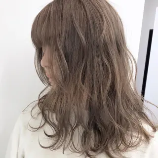 ミディアム カラー パーマ 【公式】amble luxe池袋東口🩷のヘアスタイル