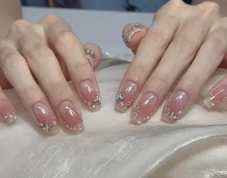 ネイル Pure&Rich Nailのネイルデザイン