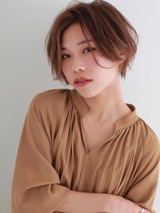 ショート 岸川 恭子のヘアスタイル