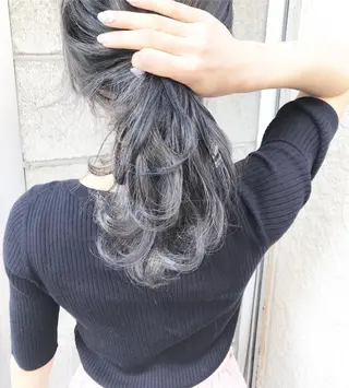 ミディアム カラー ヘアアレンジ Mariana/ 鶴原-ハイライトのヘアスタイル