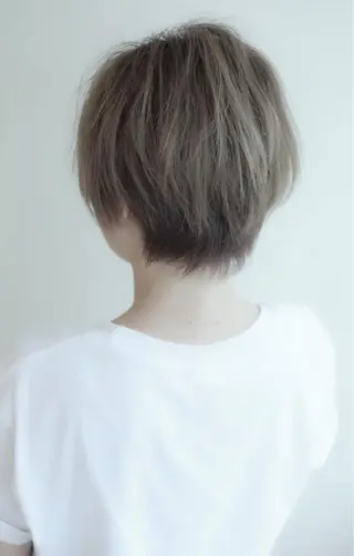 ショート バレイヤージュ 藤沢 髪質改善 竹内ケンゴのヘアスタイル