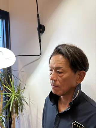 ショート カラー メンズ I'sm KOUSAKUのヘアスタイル