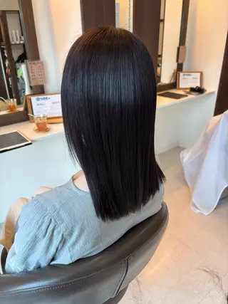 セミロング 山本 詩織のヘアスタイル