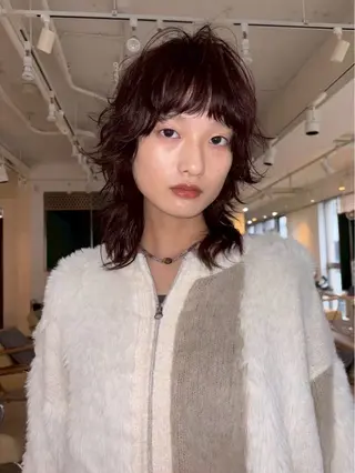 ミディアム 伊藤 音々葉のヘアスタイル