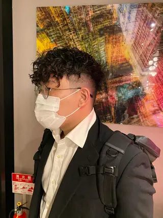 ショート パーマ メンズ unopulir 景山 凌のヘアスタイル