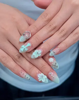 ネイル Iconic Nailのネイルデザイン