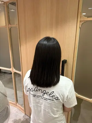 ミディアム care'A 廣瀬のヘアスタイル