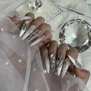 ネイル reve 🎀のネイルデザイン