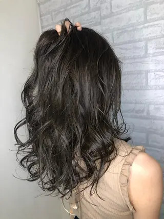 ミディアム カラー 美髪・艶髪特化美容師 RYOJIのヘアスタイル