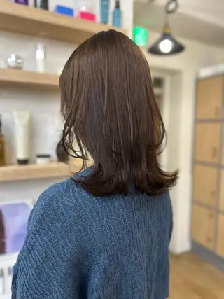 ミディアム カラー パーマ ヘアアレンジ メンズ キッズ ネイル マツエク・マツパ アイブロウ 似合せレイヤー/ 柔らか透明感カラーのヘアスタイル