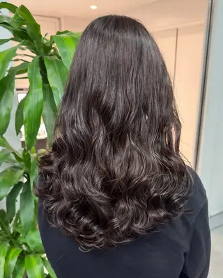 ロング パーマ 小田 晃瑛のヘアスタイル