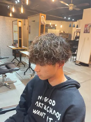 ショート ツイスパ/シャドウ 新井のヘアスタイル