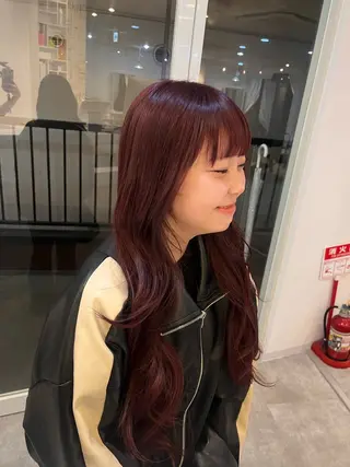 カラー diva REMIのヘアスタイル