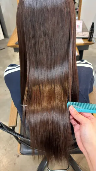 ロング カラー 石木 美緒奈のヘアスタイル