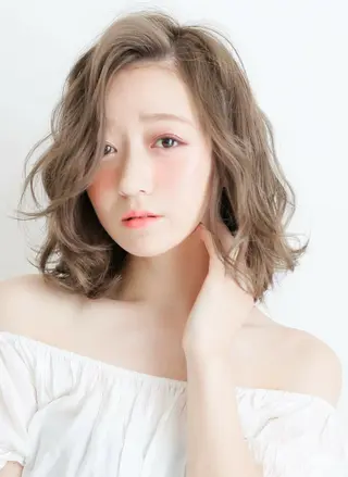 ミディアム カラー パーマ エクステ原宿 シンヤのヘアスタイル