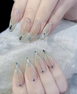 ネイル Hin Hana Nailのネイルデザイン
