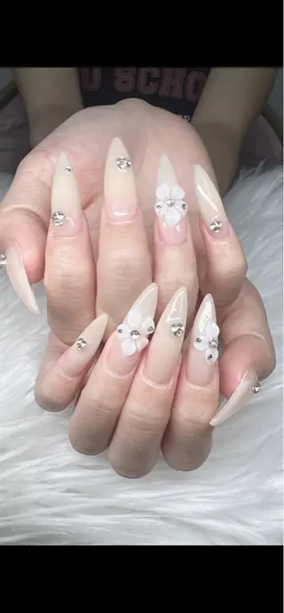 ネイル Lee Nails チップ長さだし専門店のネイルデザイン