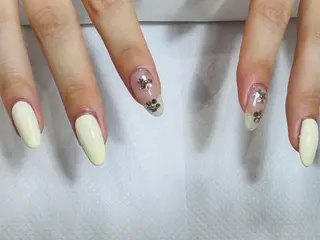 ネイル エーナイン 春光店のネイルデザイン