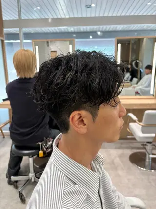 パーマ メンズ 縮毛矯正特化💎& 透明感カラー✨レオのヘアスタイル