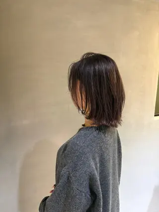 ミディアム マエダ マサシのヘアスタイル
