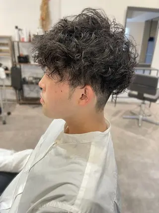 パーマ メンズ EARTH天満橋店 橋本瞬/ヘアカラーのヘアスタイル