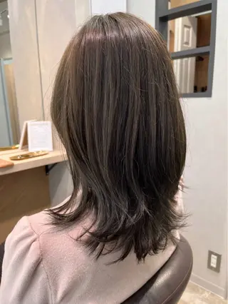 ミディアム 嶋野 貴仁のヘアスタイル