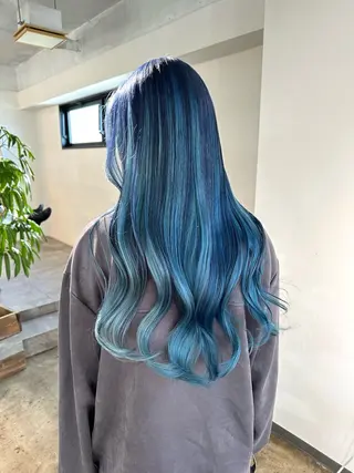 ロング カラー ✨艶ブリーチカラー ✨四ノ宮裕己のヘアスタイル