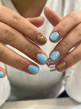 ネイル 👑 pool SAKI 👑のネイルデザイン