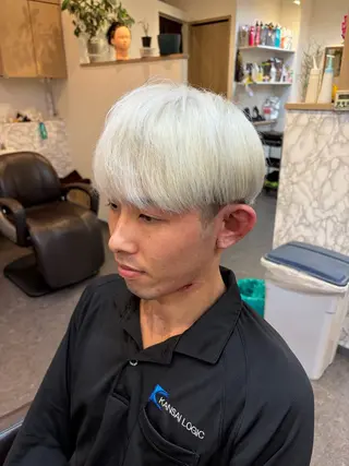 ショート 質感カット × 清潔 感カット　Hiroのヘアスタイル