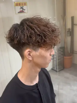 ショート カラー パーマ メンズ シュンヤ🔥メンズ パーマ特化🔥新小岩のヘアスタイル