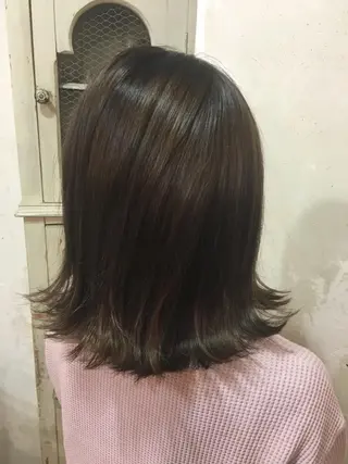 ショート カラー 井上 日菜乃のヘアスタイル