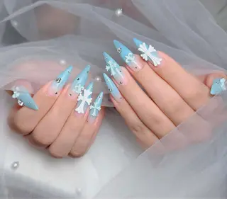 ネイル Lenie Nail Salonのネイルデザイン