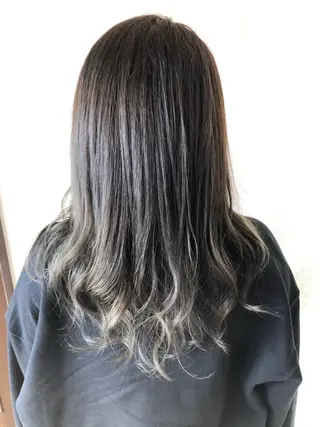 ロング 五十嵐 聡のヘアスタイル