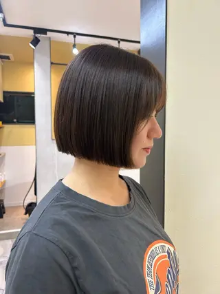 ショート カラー hubhair レイヤー/透明感のヘアスタイル