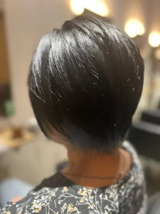 ショート 居垣 唯のヘアスタイル