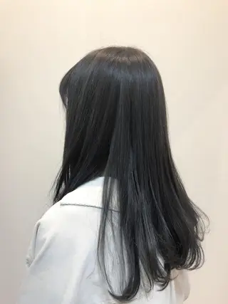 ロング カラー 小川 愛のヘアスタイル