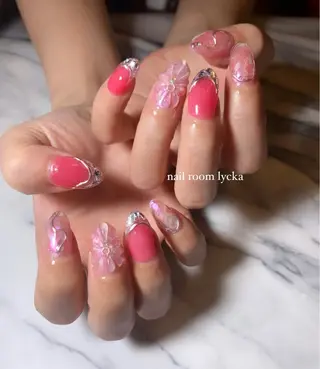 ネイル ネイルルームリッカ 𝐦𝐚𝐲𝐮のネイルデザイン