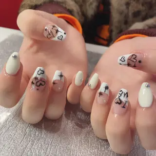 ネイル Tinaネイル 難波のネイルデザイン