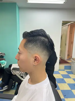 ショート や ゆのヘアスタイル