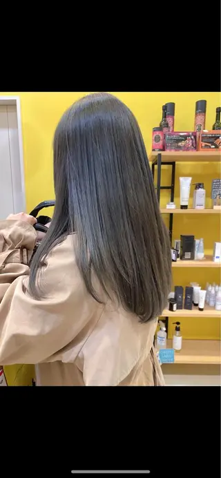 ロング カラー riho/レイヤー/ ハイトーン/ブリーチのヘアスタイル