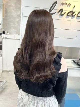 ロング レイヤー/艶髪カラー 森本くるみのヘアスタイル