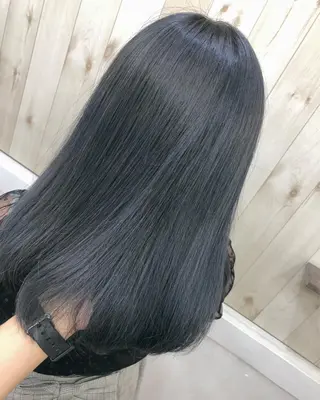 ミディアム Loob.TOKYO MIYA🌈のヘアスタイル