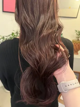 ロング カラー illatos あやののヘアスタイル