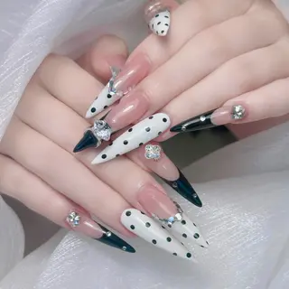 ネイル Melia Nail Nambaのネイルデザイン