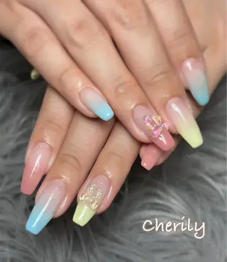 ネイル CHERILY SAKURAのネイルデザイン
