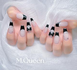 ネイル M.Queenネイル サロン天神今泉店のネイルデザイン